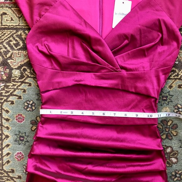 *NWT* Cranberry Pleated-Waist Cap-Sleeve Cocktail Dress - Made in Canada - XXS - Picture 14 of 16